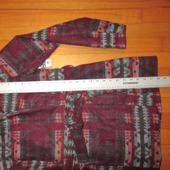 Mossimo Faux Wool Aztec/Tribal Wrap/Button Jacket - Picture 7 of 8